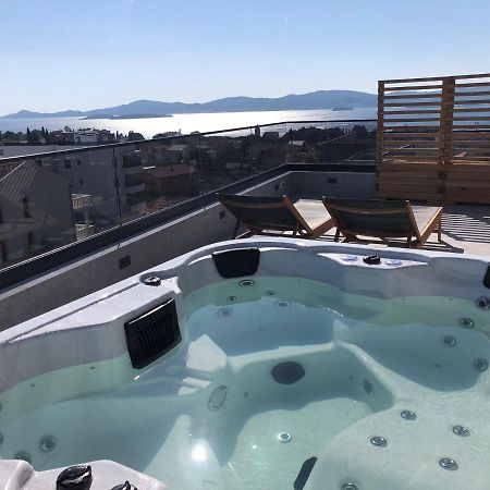 Apartment Rose Garden Sveti Filip i Jakov Eksteriør billede